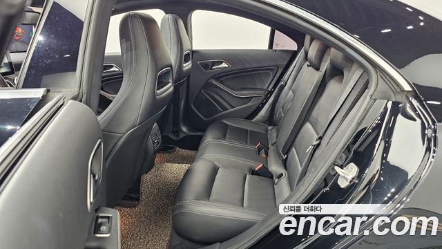 Mercedes-Benz CLA-Class CLA200 d