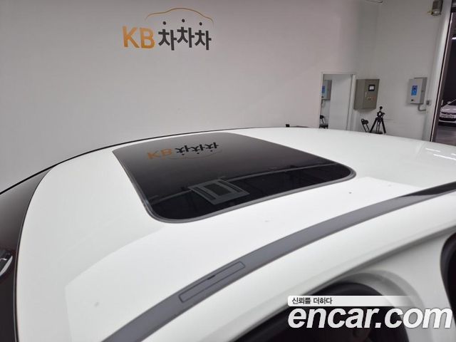 Mercedes-Benz E-Class E250 Avantgarde