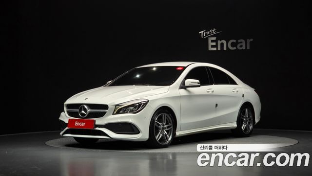 Mercedes-Benz CLA-Class CLA220 AMG Line
