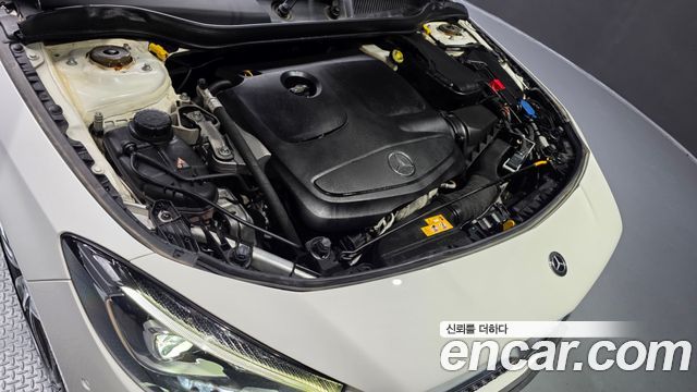 Mercedes-Benz CLA-Class CLA220 AMG Line