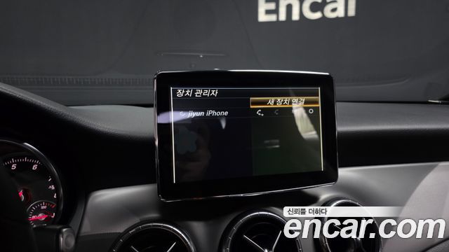 Mercedes-Benz CLA-Class CLA220 AMG Line