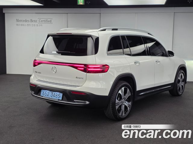 Mercedes-Benz EQB EQB300 4MATIC