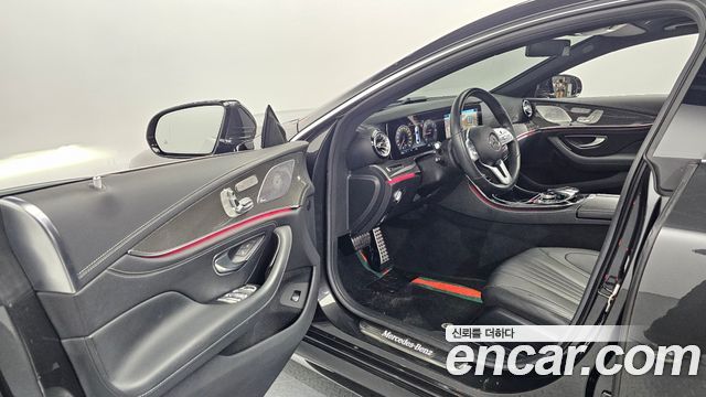 Mercedes-Benz CLS-Class CLS300d AMG Line