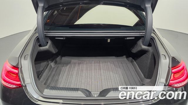 Mercedes-Benz CLS-Class CLS300d AMG Line
