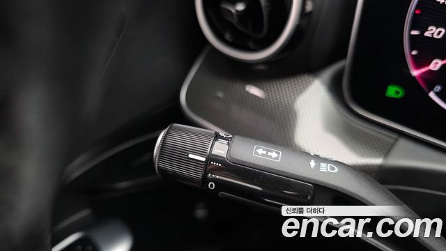 Mercedes-Benz C-Class C300 4MATIC AMG Line