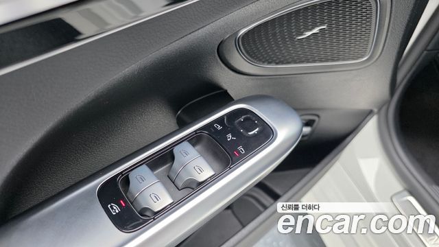 Mercedes-Benz C-Class C300 4MATIC AMG Line