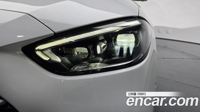 Mercedes-Benz C-Class C300 4MATIC AMG Line