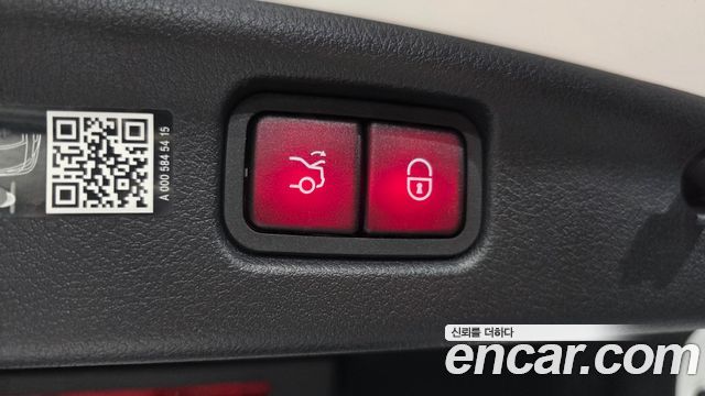 Mercedes-Benz C-Class C300 4MATIC AMG Line