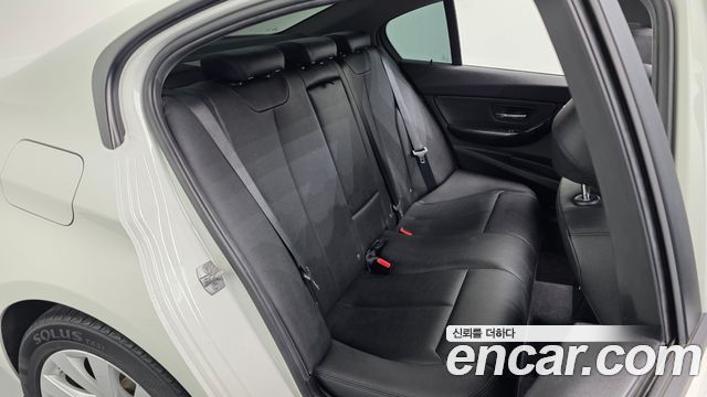 BMW 3-Series 320d