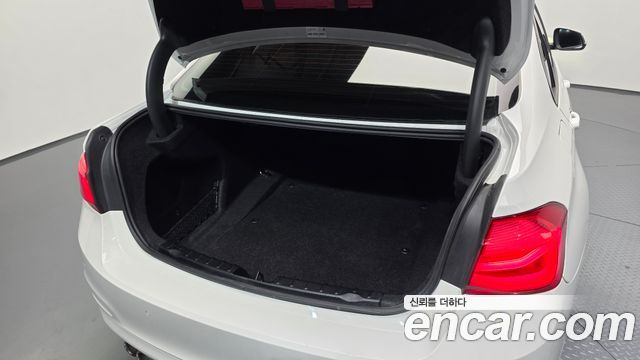 BMW 3-Series 320d