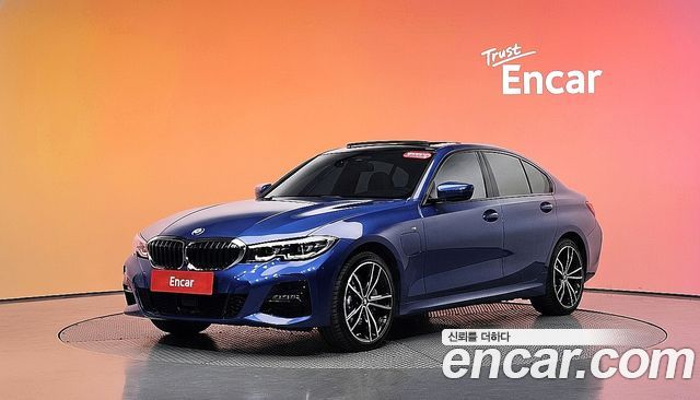 BMW 3-Series 330e M Sport