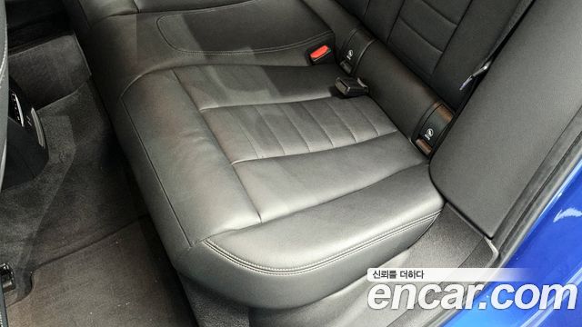BMW 3-Series 330e M Sport