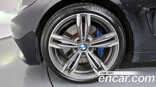 BMW 4-Series 430i M Sport Convertible