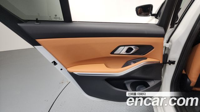 BMW 3-Series 320i M Sport