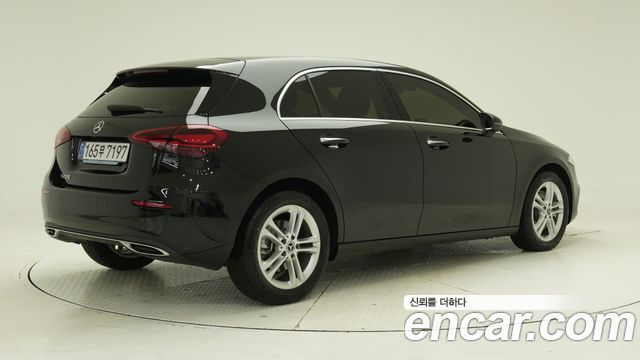 Mercedes-Benz A-Class A220 Hatchback