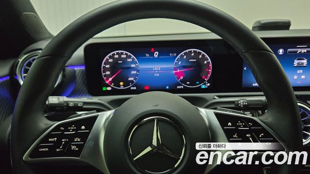 Mercedes-Benz A-Class A220 Hatchback