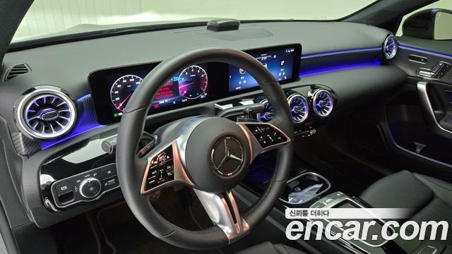 Mercedes-Benz A-Class A220 Hatchback