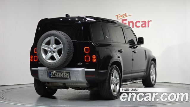 Land Rover Defender 110 D240 SE