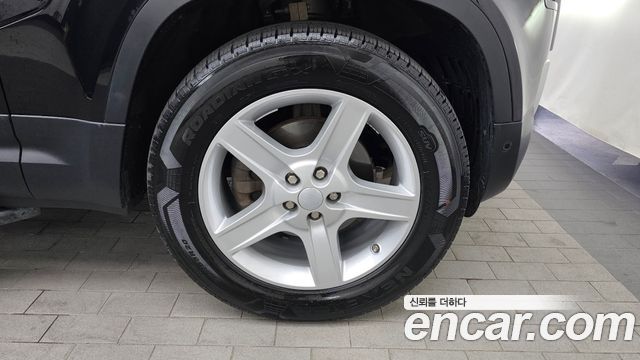 Land Rover Defender 110 D240 SE