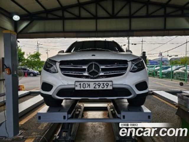 Mercedes-Benz GLC-Class GLC350e 4MATIC