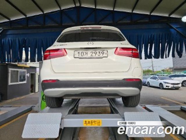 Mercedes-Benz GLC-Class GLC350e 4MATIC