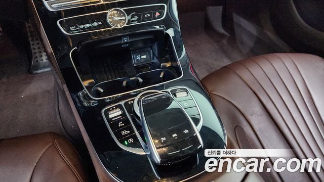 Mercedes-Benz CLS-Class CLS300d AMG Line