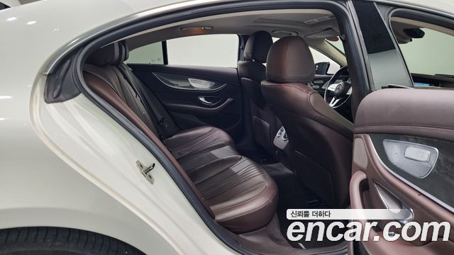 Mercedes-Benz CLS-Class CLS300d AMG Line