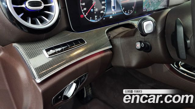 Mercedes-Benz CLS-Class CLS300d AMG Line