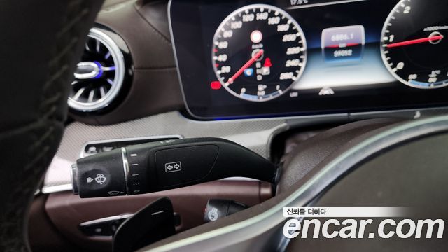 Mercedes-Benz CLS-Class CLS300d AMG Line