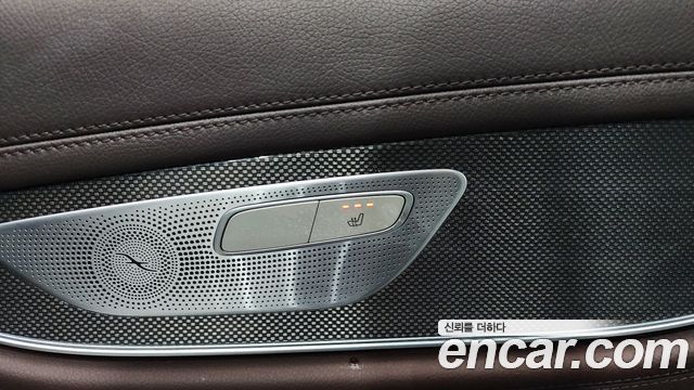 Mercedes-Benz CLS-Class CLS300d AMG Line