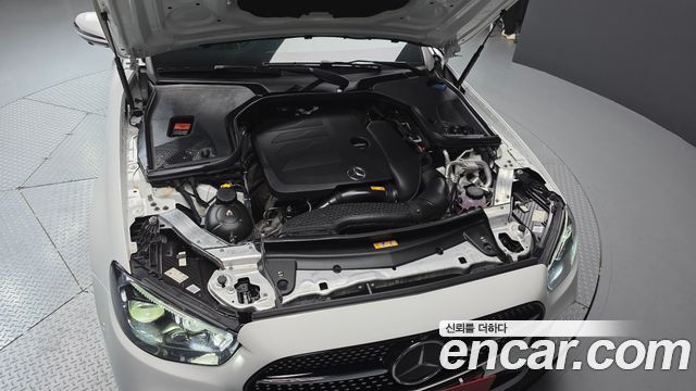 Mercedes-Benz E-Class E350 4MATIC AMG Line