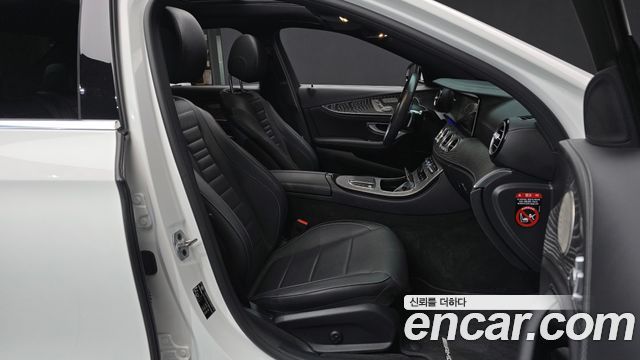 Mercedes-Benz E-Class E350 4MATIC AMG Line