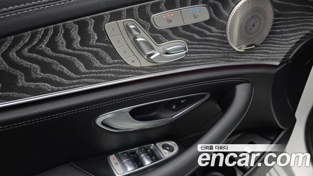 Mercedes-Benz E-Class E350 4MATIC AMG Line