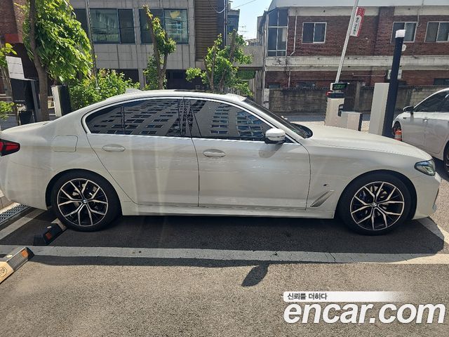 BMW 5-Series 530i xDrive M Sport Package