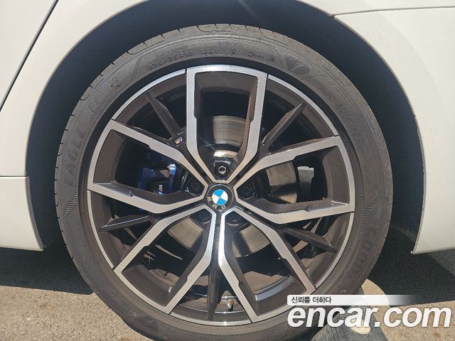 BMW 5-Series 530i xDrive M Sport Package