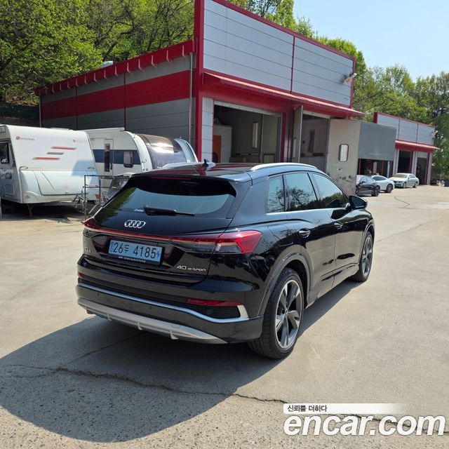 Audi Q4 e-tron 40 Premium