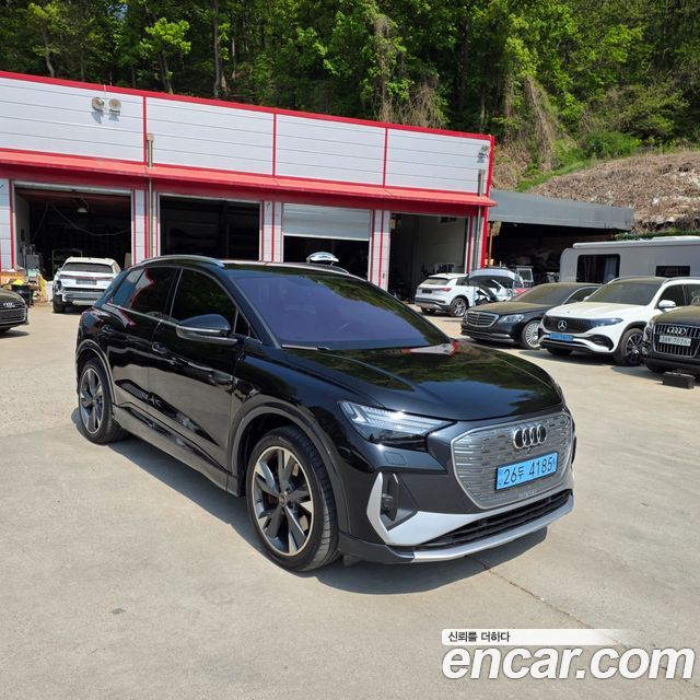 Audi Q4 e-tron 40 Premium