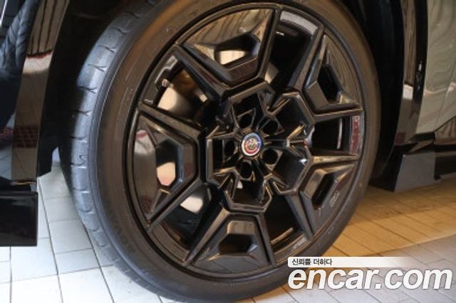 BMW XM 4.4