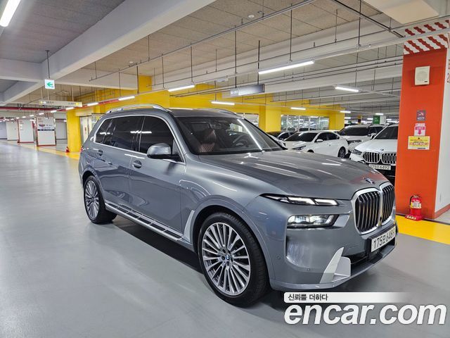 BMW X7 xDrive 40i Design Pure Excellence 6-Seater