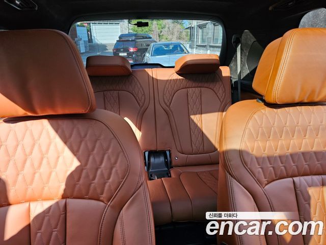 BMW X7 xDrive 40i Design Pure Excellence 6-Seater