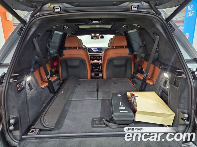BMW X7 xDrive 40i Design Pure Excellence 6-Seater