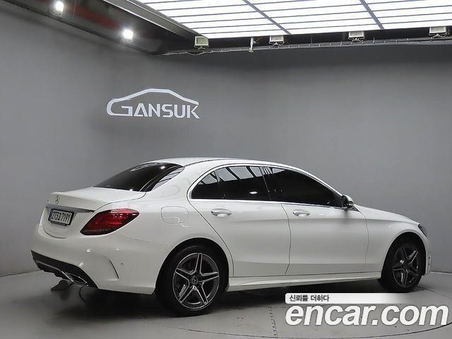 Mercedes-Benz C-Class C200 AMG Line