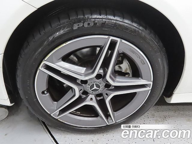 Mercedes-Benz C-Class C200 AMG Line