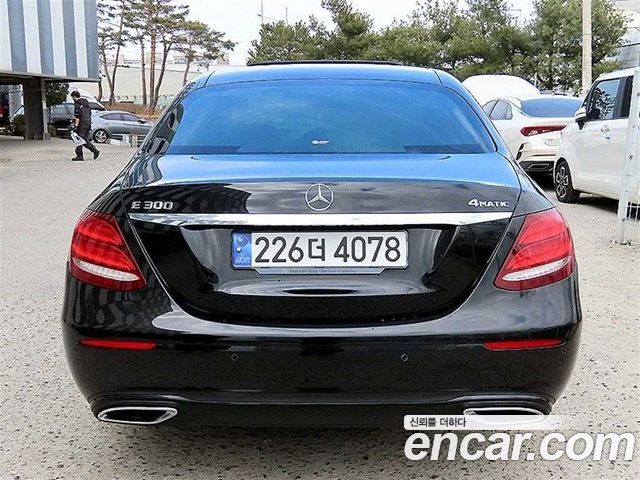 Mercedes-Benz E-Class E250 Avantgarde