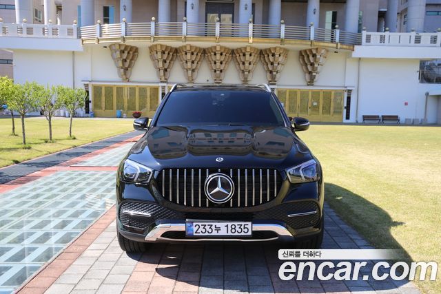 Mercedes-Benz GLE-Class GLE300d 4MATIC