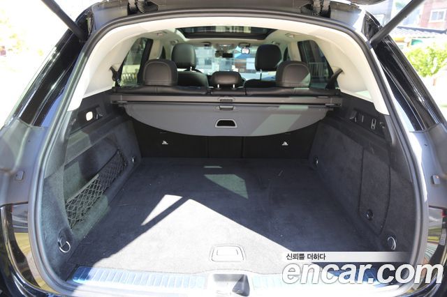Mercedes-Benz GLE-Class GLE300d 4MATIC