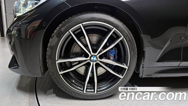 BMW 3-Series 330i xDrive M Sport