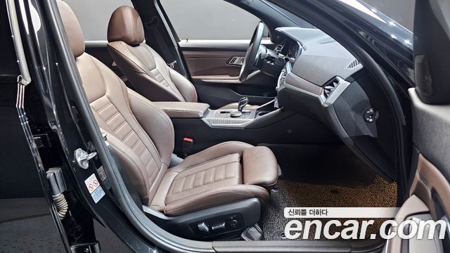 BMW 3-Series 330i xDrive M Sport