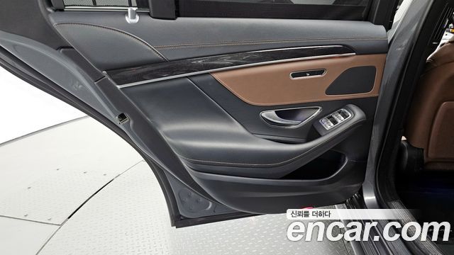 Mercedes-Benz S-Class S350 d 4MATIC AMG Line