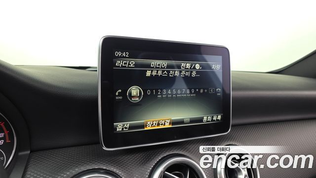 Mercedes-Benz A-Class A200